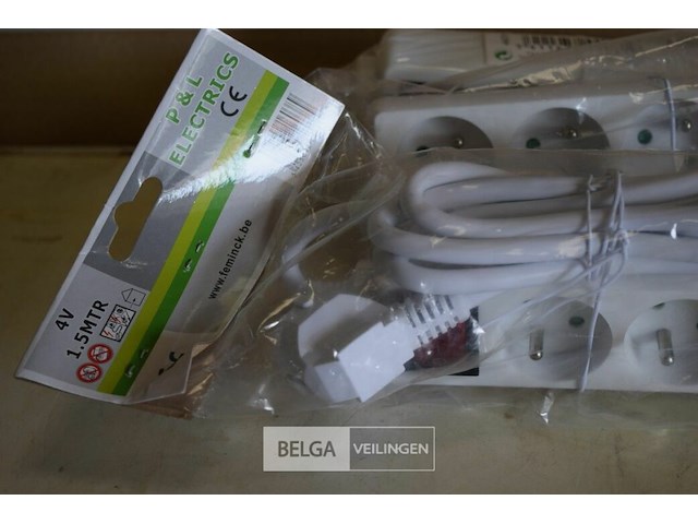 3x 4-voudig stekkerblok + schakelaar 1,5m snoer - afbeelding 2 van  3
