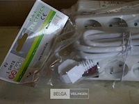 3x 4-voudig stekkerblok + schakelaar 1,5m snoer - afbeelding 2 van  3