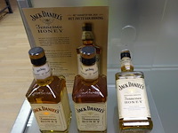 3x 70cl jack daniel's tennessee honey + display - afbeelding 2 van  4