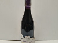 3x 75cl pinot noir by chapitre - afbeelding 1 van  2