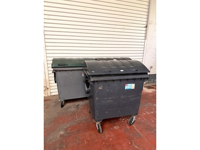 3x afvalcontainer van 1100 liter - afbeelding 1 van  3
