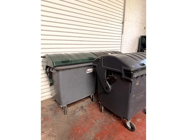 3x afvalcontainer van 1100 liter - afbeelding 2 van  3