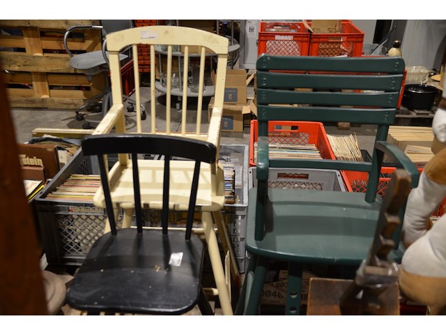 3x antieke hoge stoel - afbeelding 1 van  4