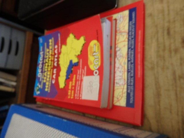 3x atlas derouck - afbeelding 1 van  2