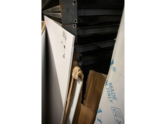 3x badkamerwand cosmo lichte schade - afbeelding 1 van  4