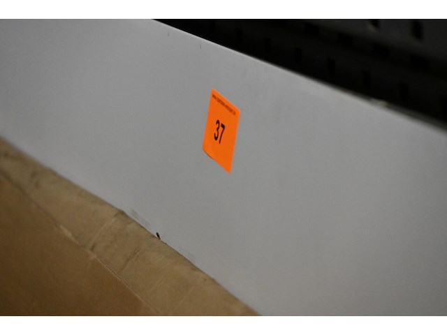 3x badkamerwand cosmo lichte schade - afbeelding 2 van  4