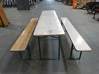 3x biertafel + 22x bank