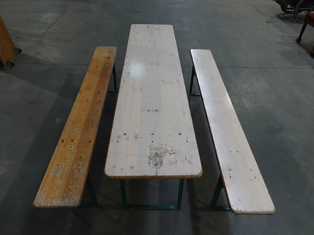 3x biertafel + 22x bank - afbeelding 3 van  4