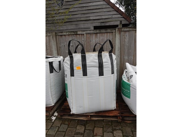 3x bigbag zand + rest - afbeelding 2 van  9