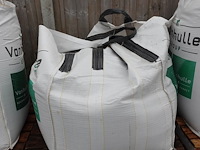 3x bigbag zand + rest - afbeelding 4 van  9