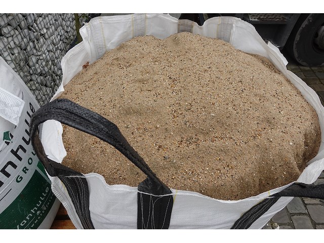 3x bigbag zand + rest - afbeelding 9 van  9