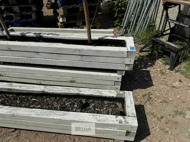 3x bloembak met kunstbomen l250 cm - afbeelding 2 van  3