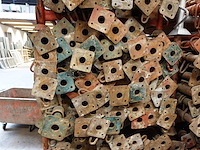 3x bok met stansoenen - afbeelding 2 van  2