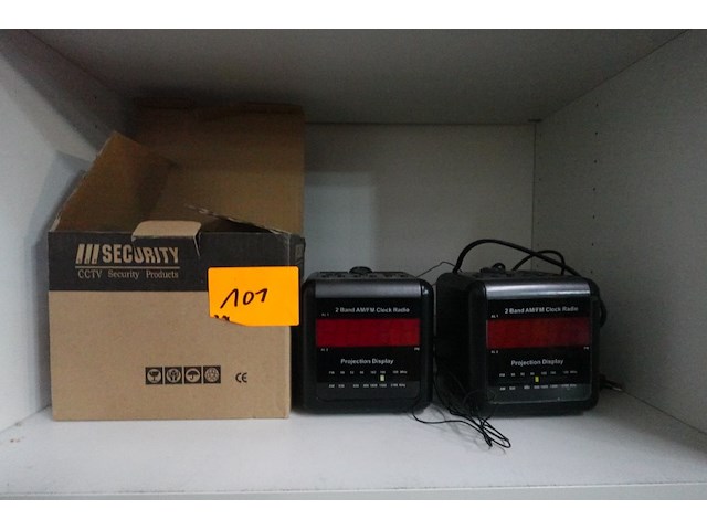 3x camera/klok radio - afbeelding 1 van  3