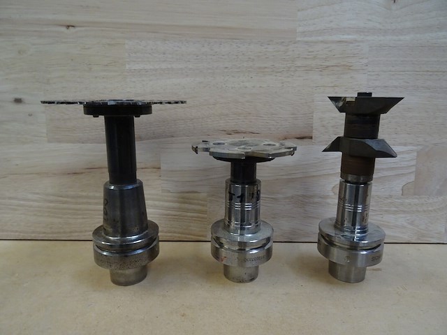 3x cnc- gereedschapshouder - afbeelding 1 van  5