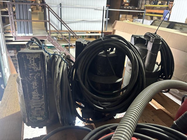 3x dab pomp nova up300mae - afbeelding 1 van  3