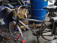 3x damesfiets - afbeelding 3 van  8