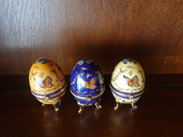 3x decoratief porseleinen eitje - afbeelding 2 van  4