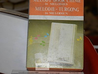 3x deurbel, rookdetektor, sirene met blauwe lamp, 4x switch box hdmi - afbeelding 2 van  3