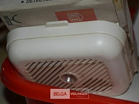 3x deurbel, rookdetektor, sirene met blauwe lamp, 4x switch box hdmi - afbeelding 3 van  3