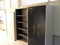 3x div metalen dossierkast