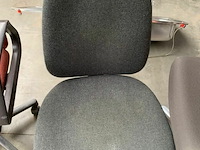 3x div stoffen bureaustoelen - afbeelding 4 van  4