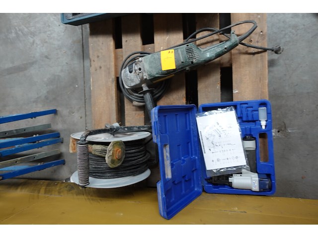 3x divers - afbeelding 1 van  5