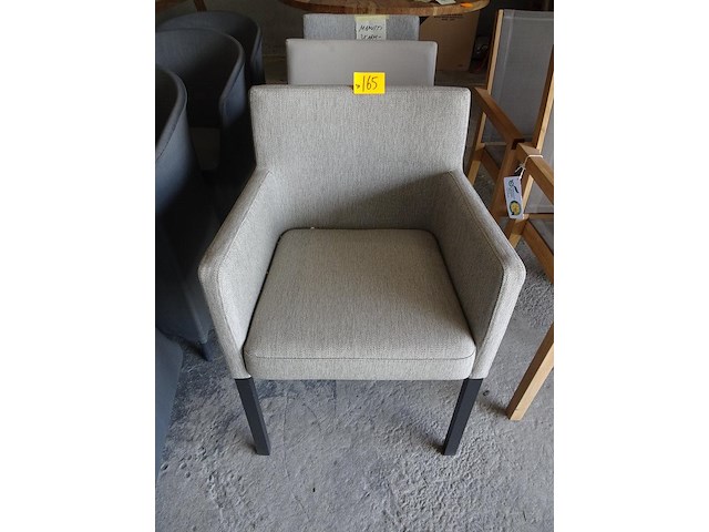 3x diverse armstoel manutti - afbeelding 1 van  5