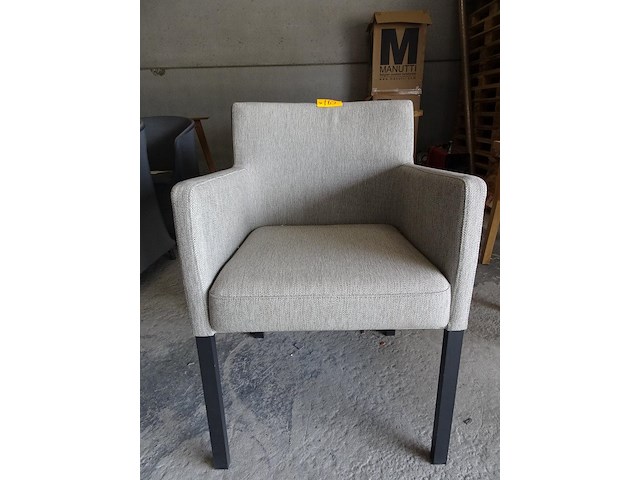 3x diverse armstoel manutti - afbeelding 2 van  5