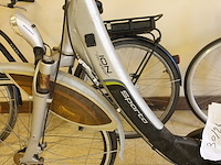 3x diverse elektrische fietsen - afbeelding 6 van  12