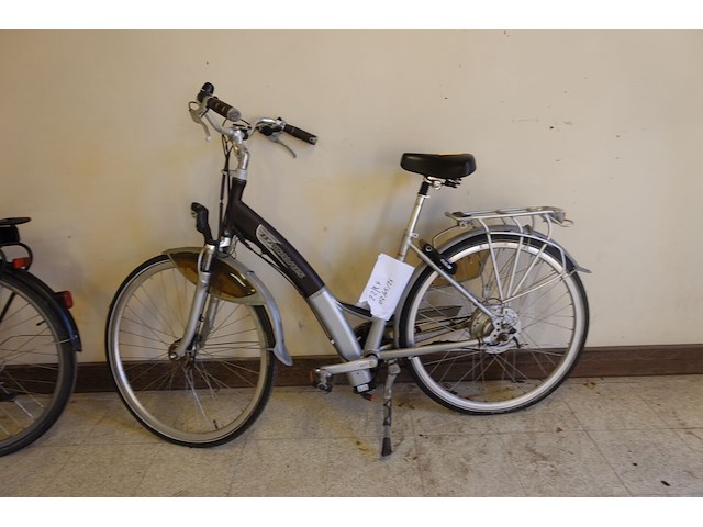 3x diverse elektrische fietsen - afbeelding 9 van  12