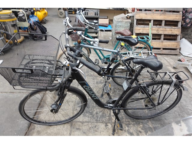 3x diverse fietsen - afbeelding 4 van  10