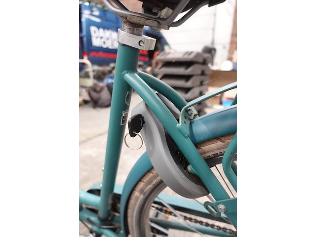 3x diverse fietsen - afbeelding 6 van  10