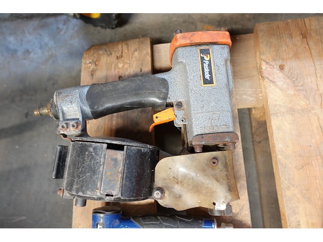 3x diverse handgereedschappen - afbeelding 3 van  3