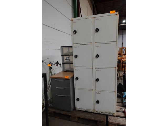 3x diverse kast - afbeelding 1 van  7
