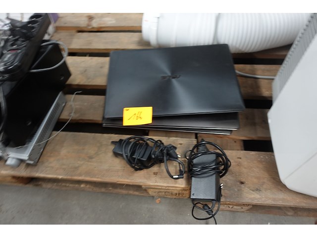 3x diverse laptop asus - afbeelding 1 van  4