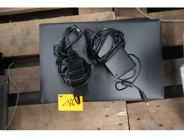 3x diverse laptop asus - afbeelding 4 van  4