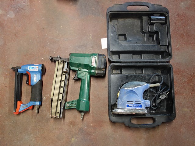 3x diverse machines - afbeelding 1 van  4