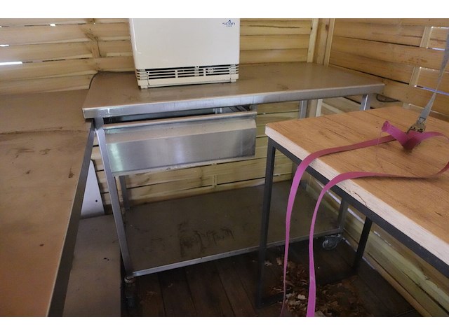 3x diverse rvs tafel - afbeelding 1 van  3