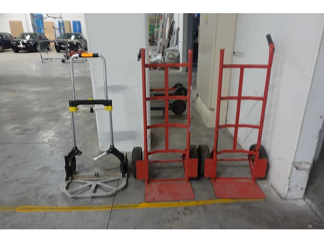 3x diverse steekwagen - afbeelding 1 van  5