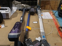 3x diverse steelstofzuigers - afbeelding 1 van  4