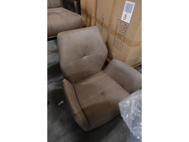 3x diverse stoelen - afbeelding 4 van  4