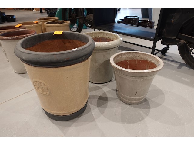 3x diverse terracotta bloempot - afbeelding 1 van  9