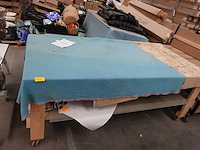 3x diverse verrijdbare werktafel + houder - afbeelding 2 van  5