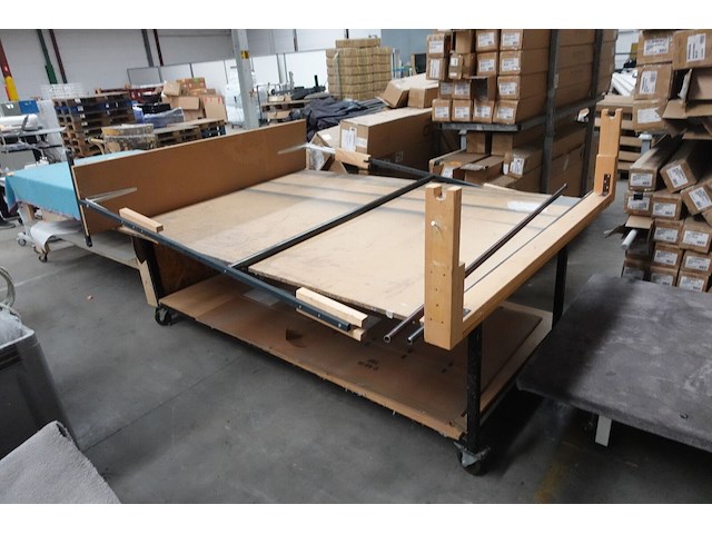 3x diverse verrijdbare werktafel + houder - afbeelding 5 van  5