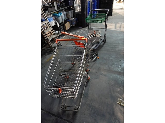 3x diverse winkelkarren - afbeelding 1 van  5