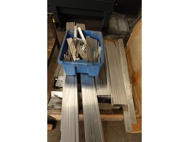 3x diversen aluminium - afbeelding 5 van  7