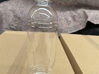 3x doos met flessen 1l +1x doos met doppen voor plastic flessen 1l - afbeelding 2 van  4