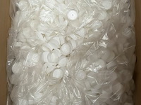 3x doos met flessen 1l +1x doos met doppen voor plastic flessen 1l - afbeelding 4 van  4