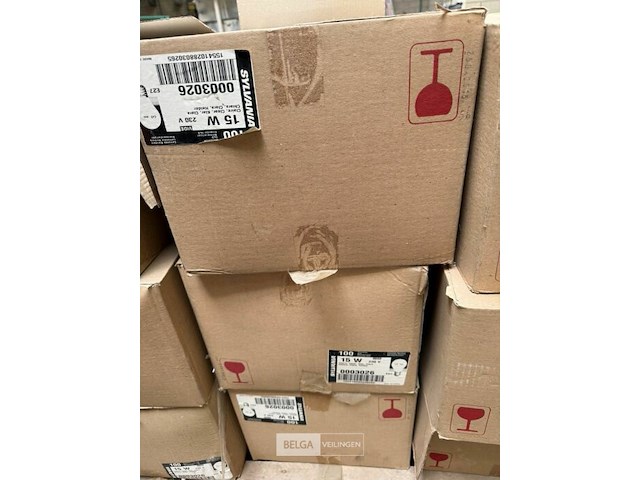 3x dozen gloeilampen sylvania 15w - afbeelding 2 van  2